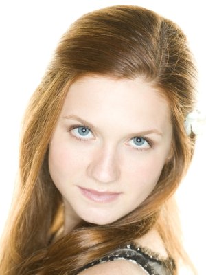 Beautiful Bonnie Wright HD Wallpaper with Blue Eyes Long Blonde Hair and Harry Potter Charm