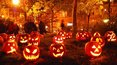 Halloween Night HD Wallpaper with Jack O Lantern Pumpkin and Tradition