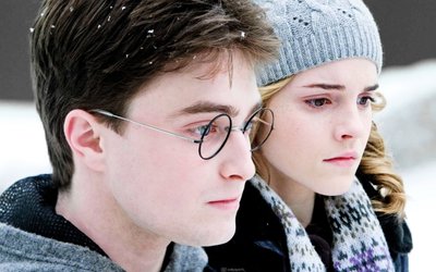 WQHD and HD Wallpaper Harry and Hermione from Harry Potter with Emma Watson and Daniel Radcliffe