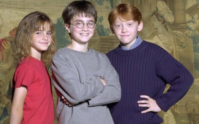 HD Wallpaper Emma Watson Rupert Grint Daniel Radcliffe in Harry Potter  Hermione Granger and Ron Weasley Smiling Together