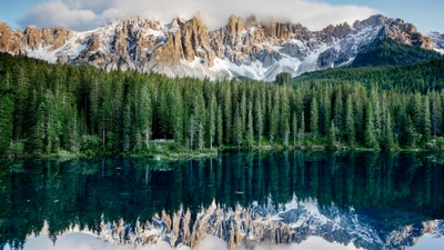 Karersee Lake Majestic Dolomite Mountains Scenery