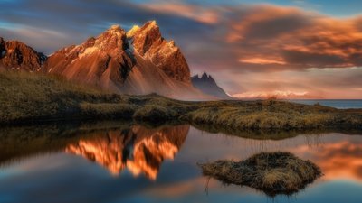 4K HD Wallpaper Majestic Mountains and Tranquil Reflections in a Stunning Landscape