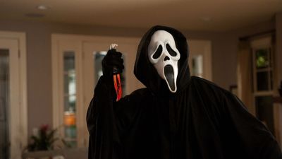 HD Wallpaper White Halloween Mask from the Movie Scream  Disguise Fear and Spooky Celebration