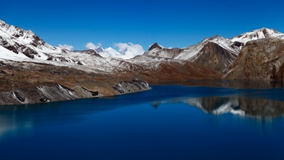 Majestic Snowy Mountains Reflection Scene