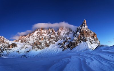 Beautiful Winter Landscape HD Wallpaper Mountains Snow and Nature in 1080p Resolution